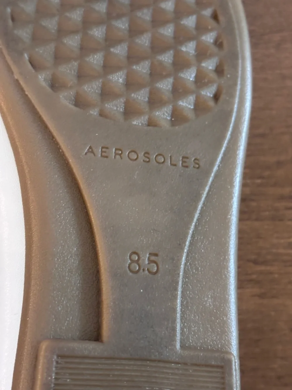 Women's Aerosoles Brielle White Woven Leather Loafers, size 8.5, No Box - Picture 12 of 16